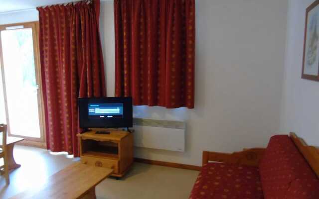 Lou Services Apartment G22 LSI 001