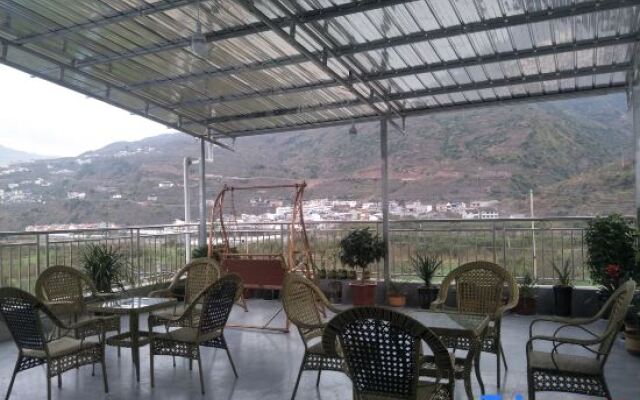 Hanyuan Xingyuan Homestay