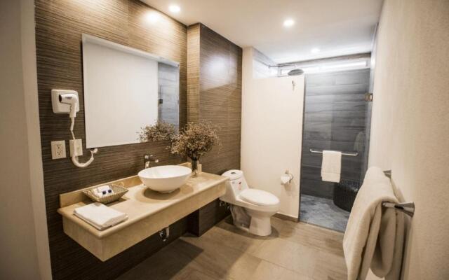 The Paramar Beachfront Boutique Hotel - Downtown Malecon