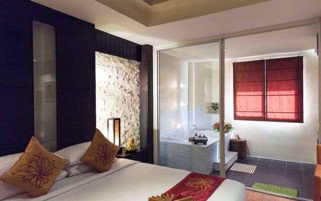 Bangkok Natural Spa Resort and Suite
