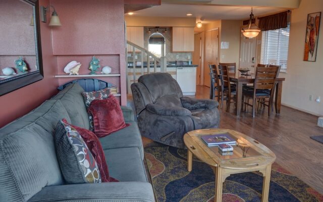 Sunset By The Sea 3 Br home by RedAwning