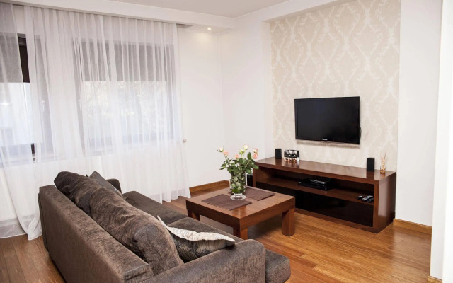 Art Residence Apartments