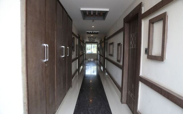 Madhura Inn