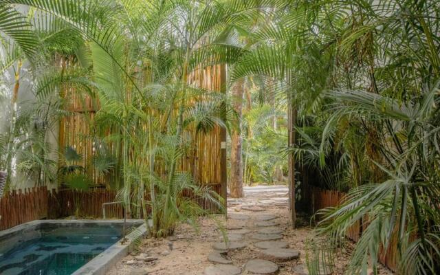 Ideal 4 Groups AldeaZama 2Br 10Pax Apt Papaya Playa