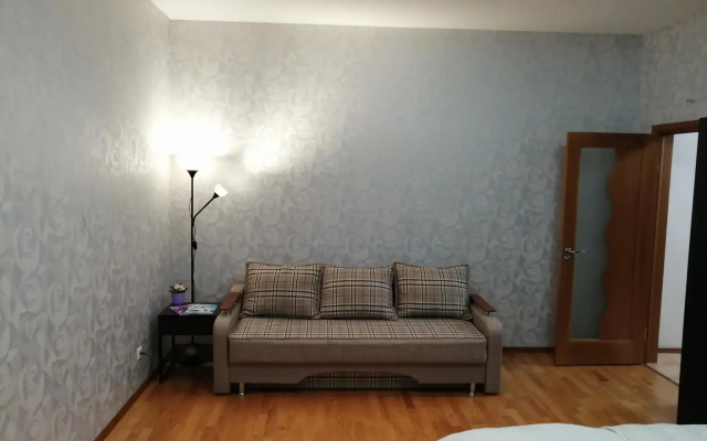 Апартаменты на улице Адоратского 1