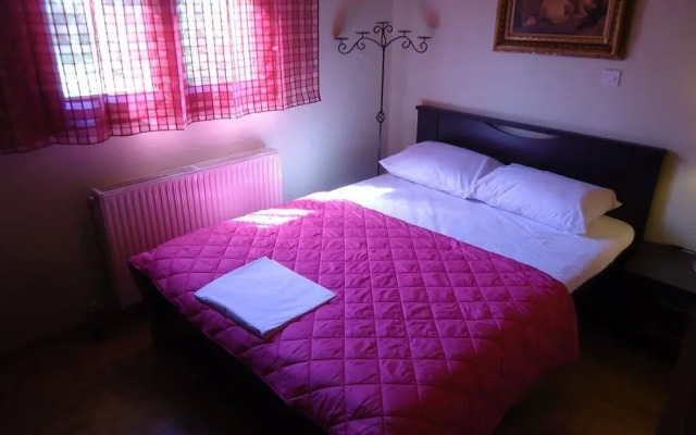 Traditional Villa Gardenia in Skiathos