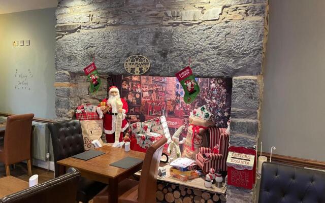 Snowdonia Holidays Caravan Hire - Aberdunant Park - 111 Silver Birch