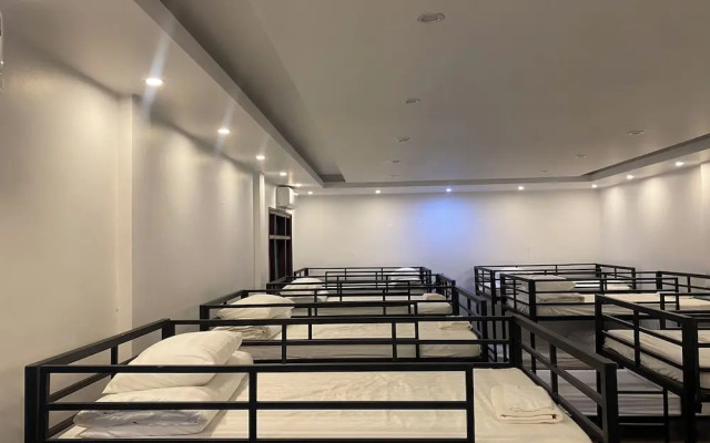 Mini Dien Bien Riverside Hotel - Lang Thai