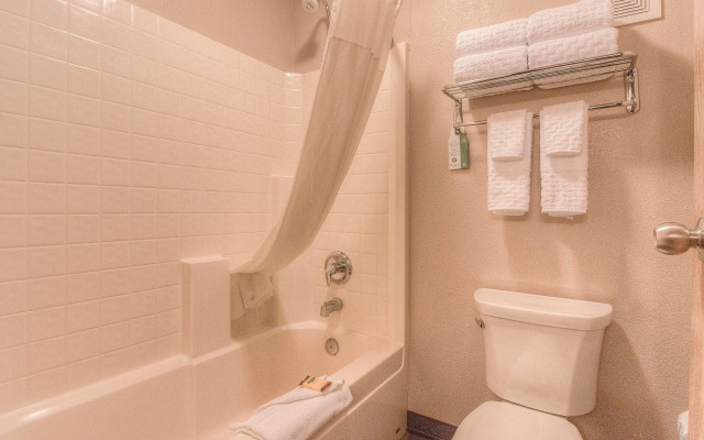 Best Western Plus Yakima Hotel