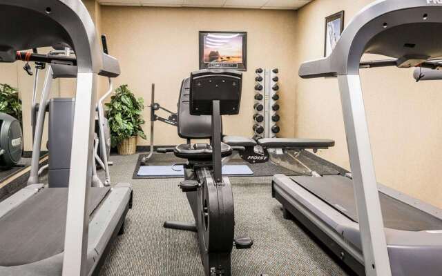 Quality Inn Auburn Hills - Detroit North