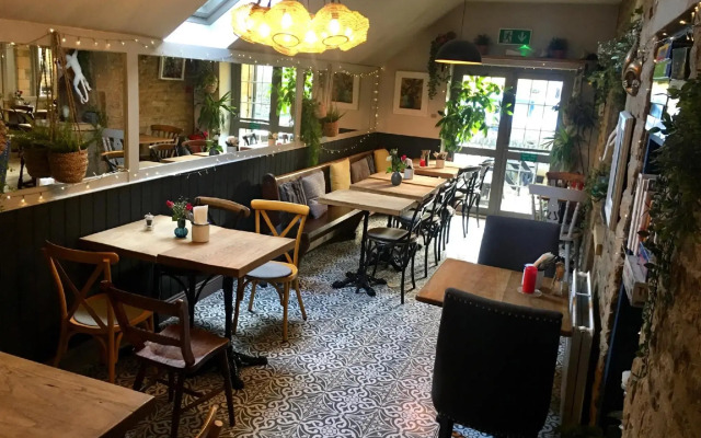 The Mousetrap Inn