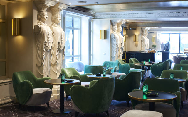 Hotel Barsey by Warwick