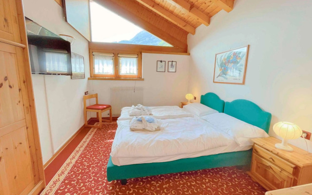 Alle Dolomiti Boutique Lake Hotel