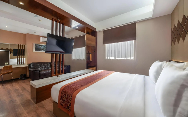 Favor Hotel – Guest Rooms – Makassar