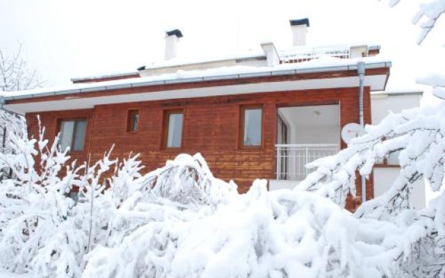 Mountain View Guest House in Borovets, Bulgaria from 69$, photos, reviews - zenhotels.com hotel front