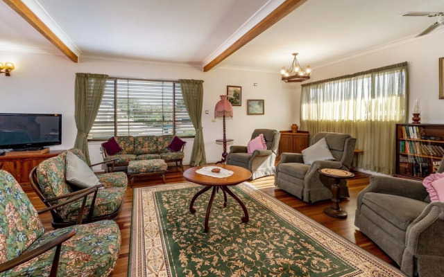 Spoil yourself with the perfect position of this first floor Unit