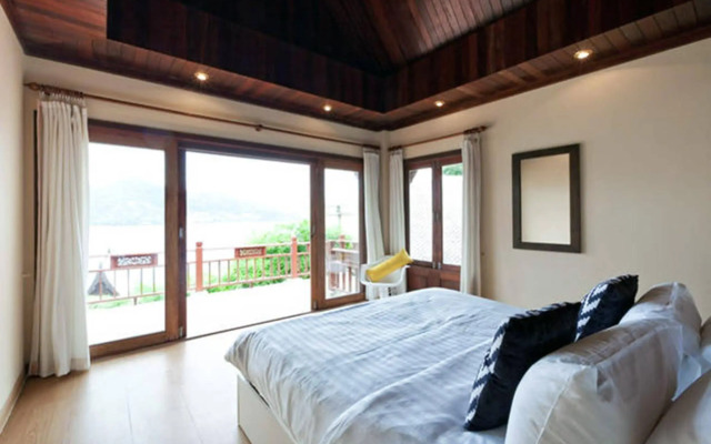 Villa H
