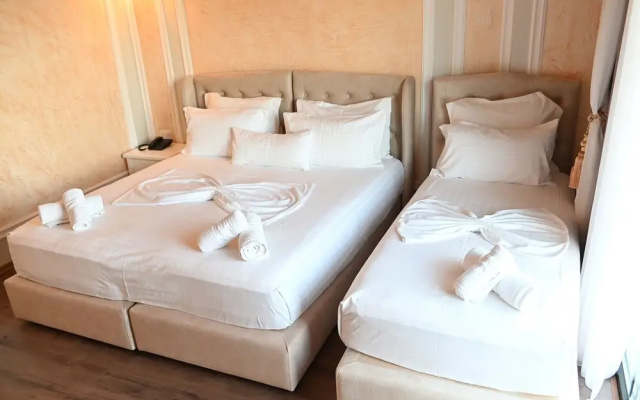 Onufri Hotel