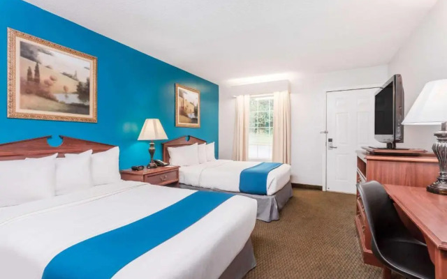 Baymont Inn & Suites Duncan/Spartanburg