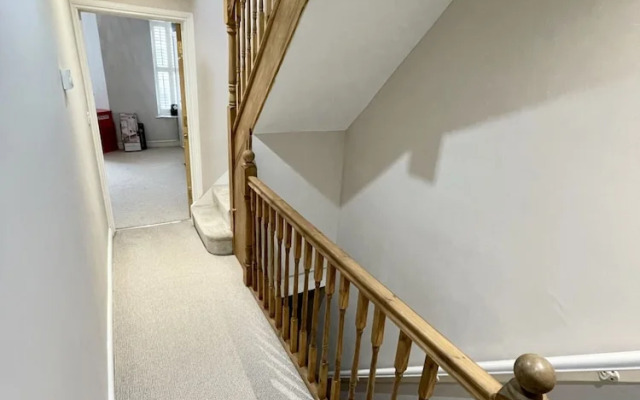 Homely and Modern Maisonette in Vibrant Bristol