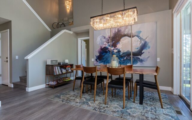 Snowcreek 888 Phase V