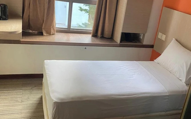 Philip Hotel @ Balestier