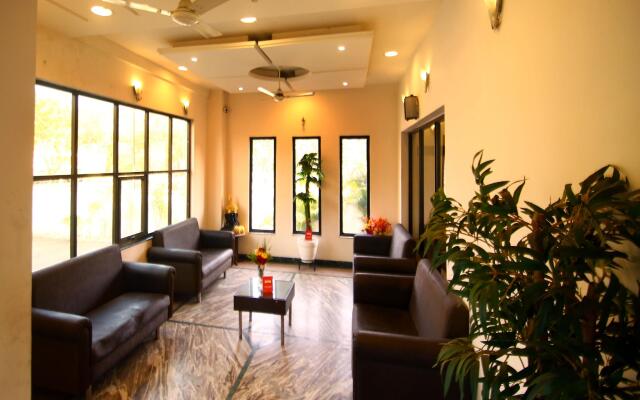 OYO 10943 Hotel Plus Corporate