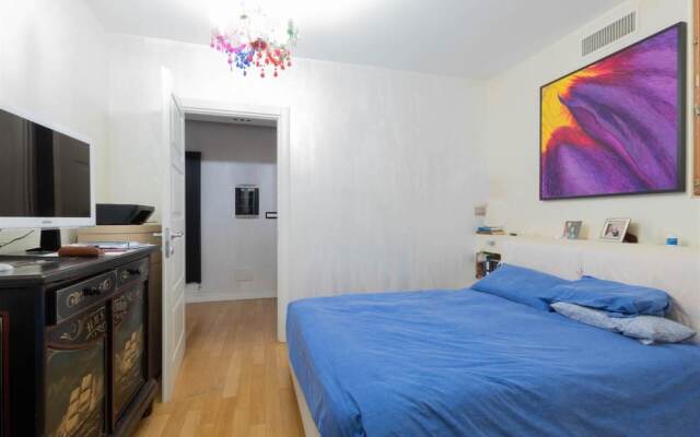 Beautiful 1-bed Apartment in Roma