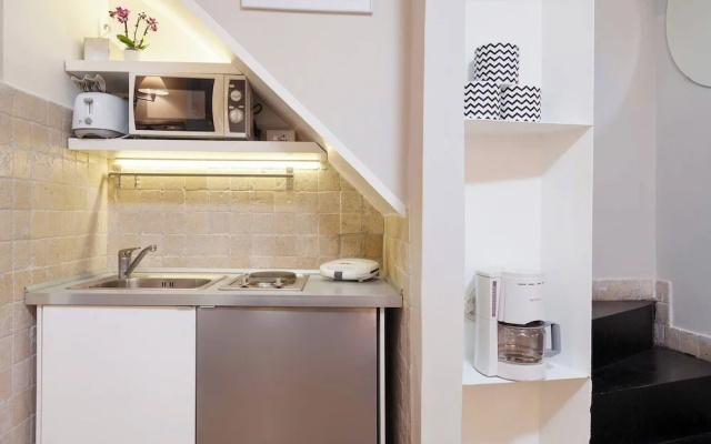 Mir Small Loft on Giulia Street