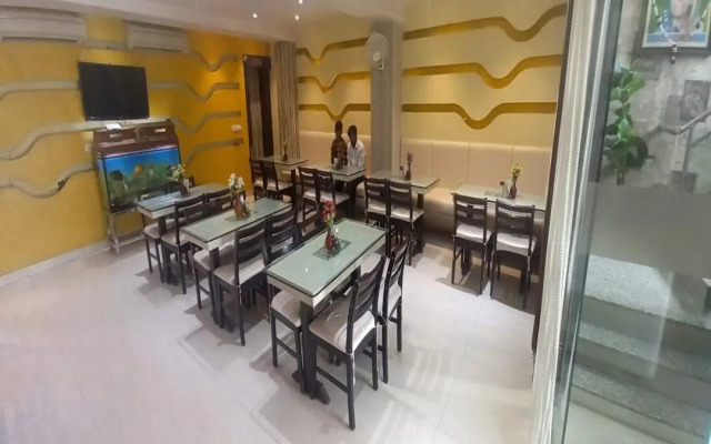 Hotel Ashish Park By OYO Rooms