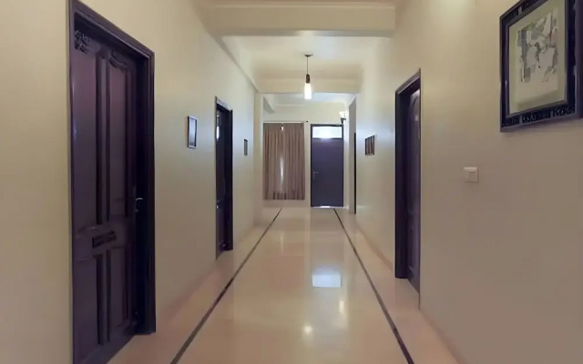 Hotel Amrapali