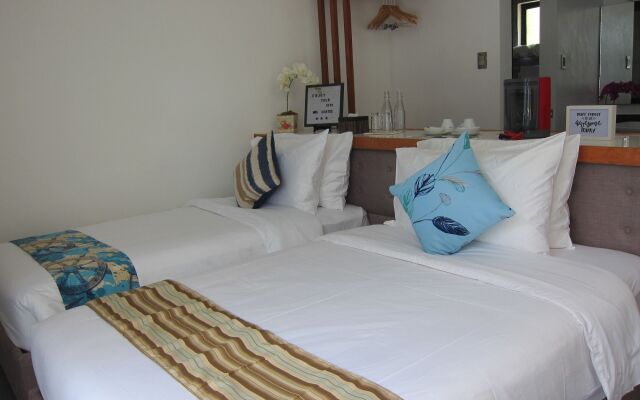 White Breeze Palawan Boutique Hotel