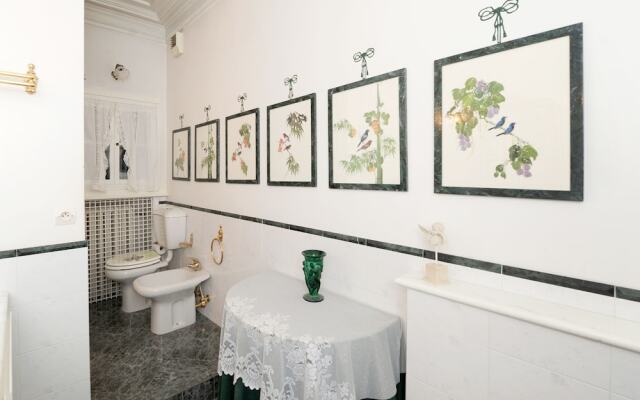 Imperial Negresco - 5 Stars Holiday House