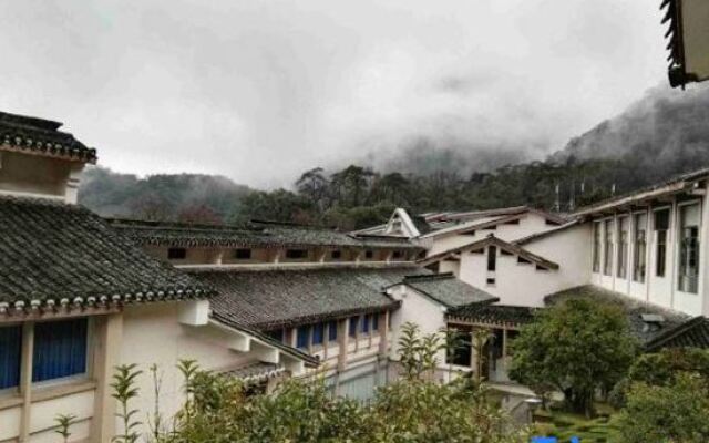 Tiantai Hot Spring Resort