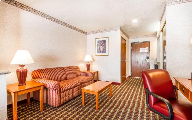 Comfort Inn Lathrop - Stockton Airport