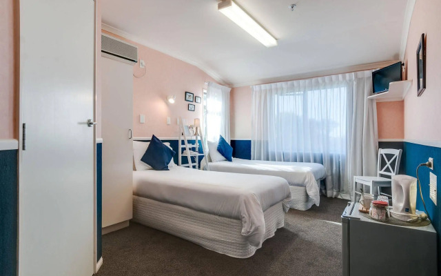Parkside Lodge