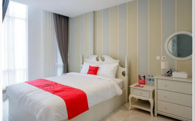 RedDoorz Plus @ Madukoro Raya Semarang