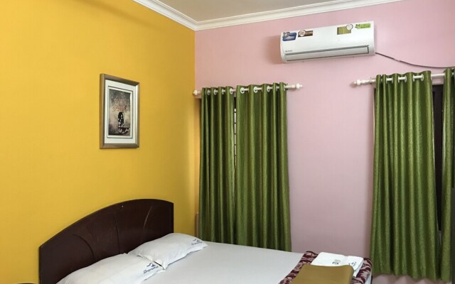 Indraprastham Tourist Home