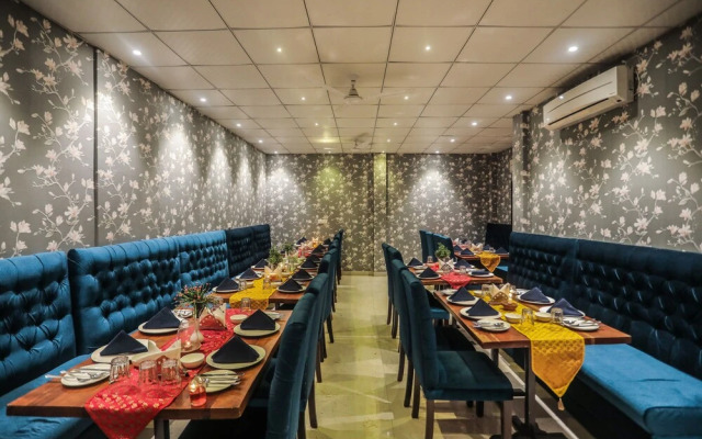 Hotel Grand Bhagwat