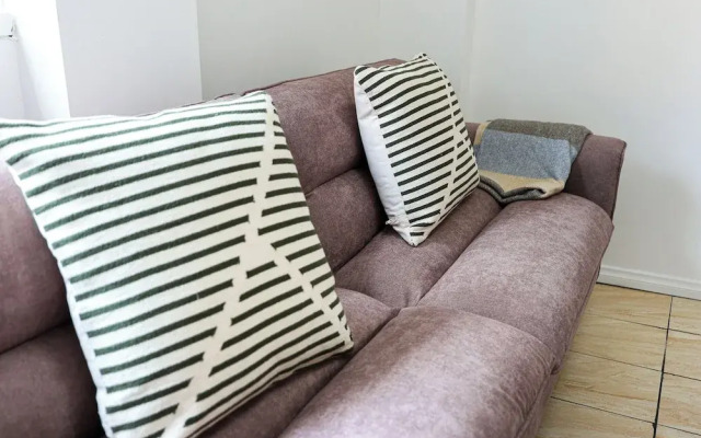 StayAU Cozy 1BR Living Space Chadstone
