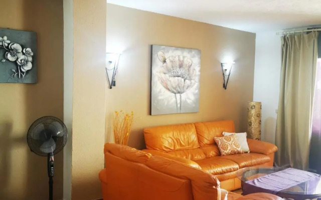 Excelent location 5 min to the beach