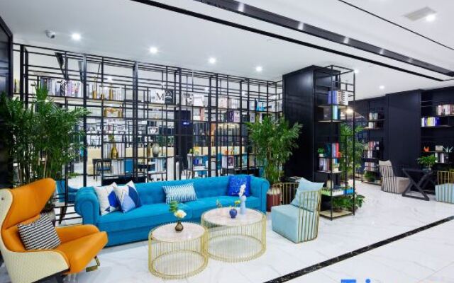 Xana Hotelle (Tianjin Huaming Binhai International Airport)