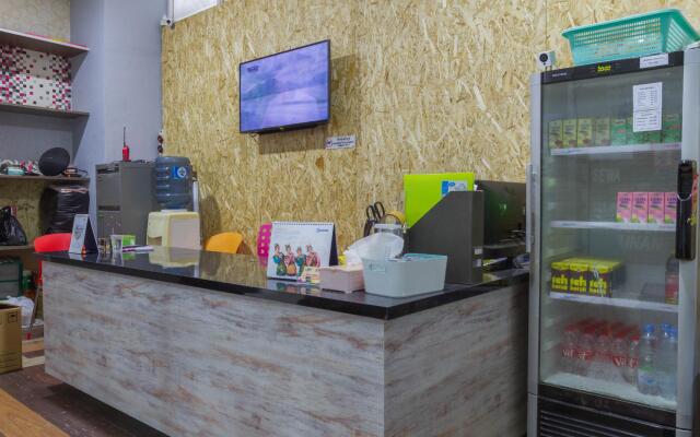 RedDoorz Apartment @ Jarrdin Cihampelas