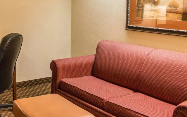 Quality Suites San Antonio Northeast