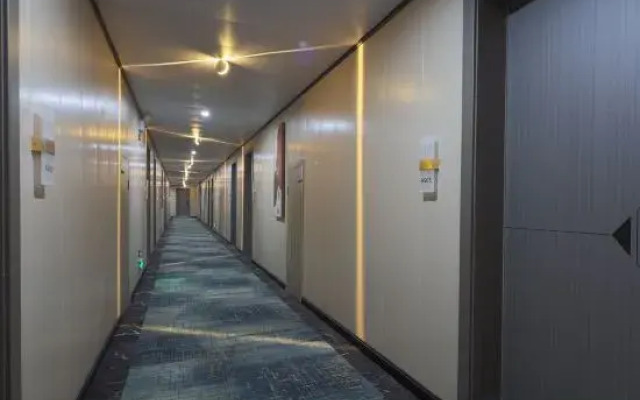 Do You Know the Movie Hotel