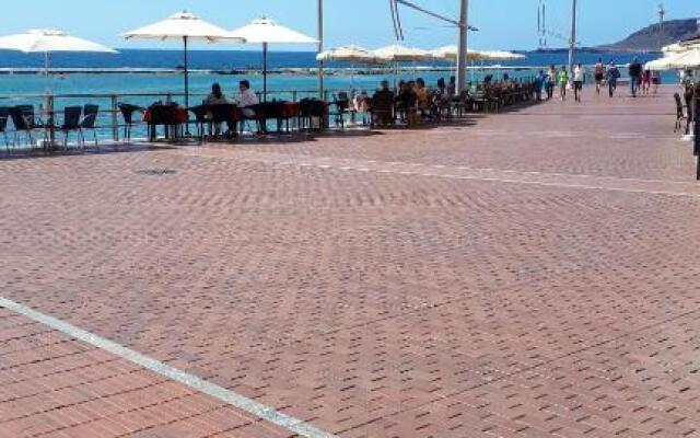 Apartamento amplio Canary Style, 1ªLinea Playa Canteras