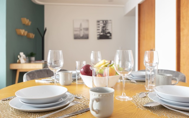 Capitalia Chic and Stylish Flat