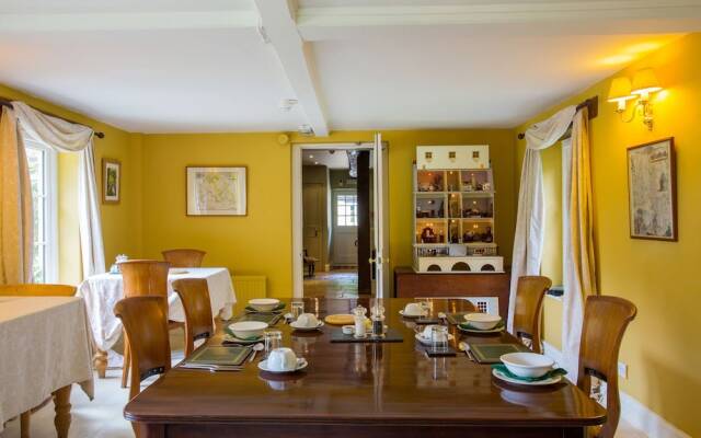 Gorselands Hall Bed and Breakfast