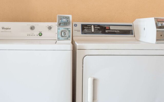 Days Inn By Wyndham Temple