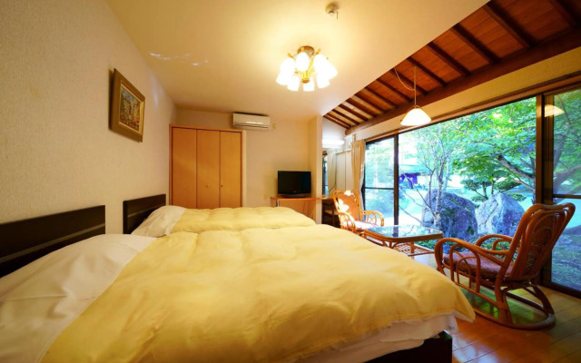 Beppu Onsen Beppu Showaen